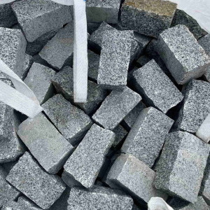 Paving stone from grey Pokostovsky granite