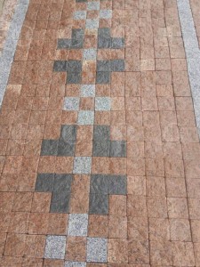 Sawn-split paving stone patterns