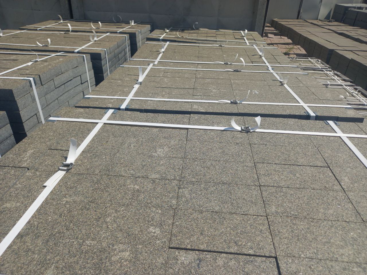 Gabbro stone paving stone with format 20x10x5 cm