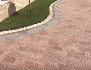 Kostka z czerwonego granitu 20x10