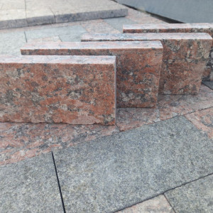 Red granite paving stone 20x10x3
