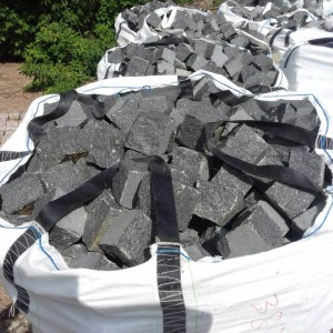 Sawn-split Gabbro paving stone