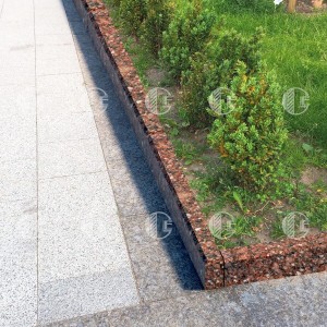 Red granite kerbs - polished