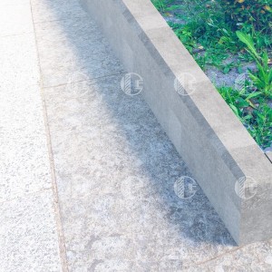 Granite kerbs