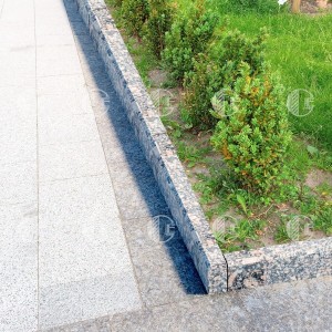 Curbs from granite
