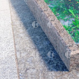 Red granite kerbs - heat-treated