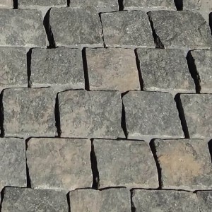 Sawn-split Gabbro paving stone