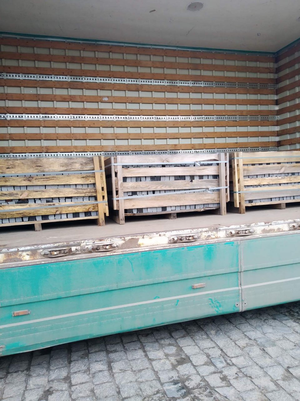 Gabbro stone paving stone shipment