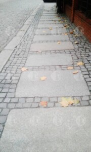 Split paving stone from Gabbro and large slabs
