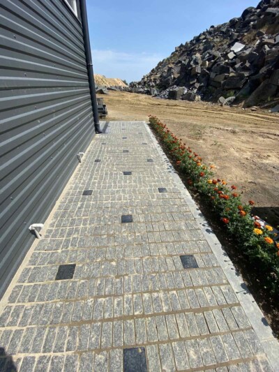 Paving stone from black Gabbro stone