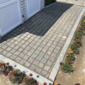 Sawn-split paving stone from gabbro 15x15x5