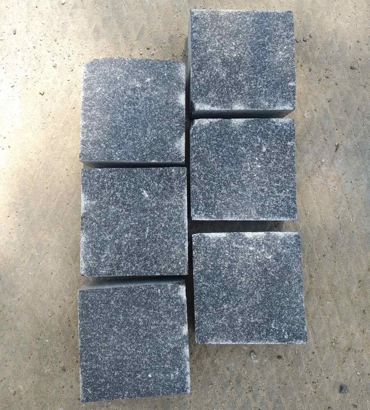 Sawn-split paving stones Gabbro
