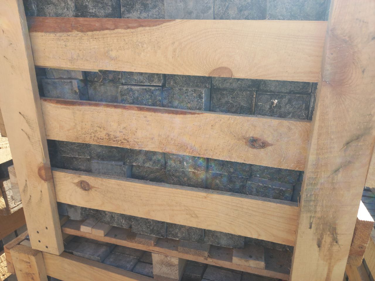 Packed Labradorite paving stone in wooden batten 10x10x5