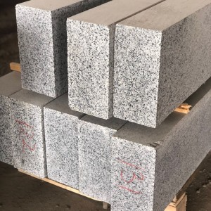 Granite kerb
