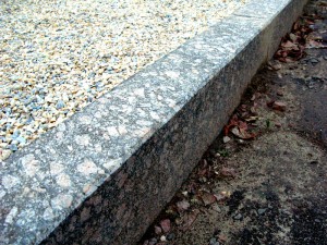 Бордюр из гранита Leopard