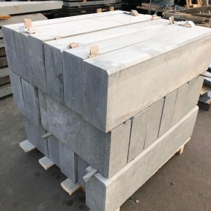 Gabbro stone curbs
