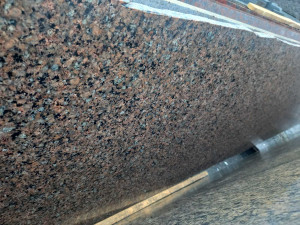 Текстура Межиричского гранита