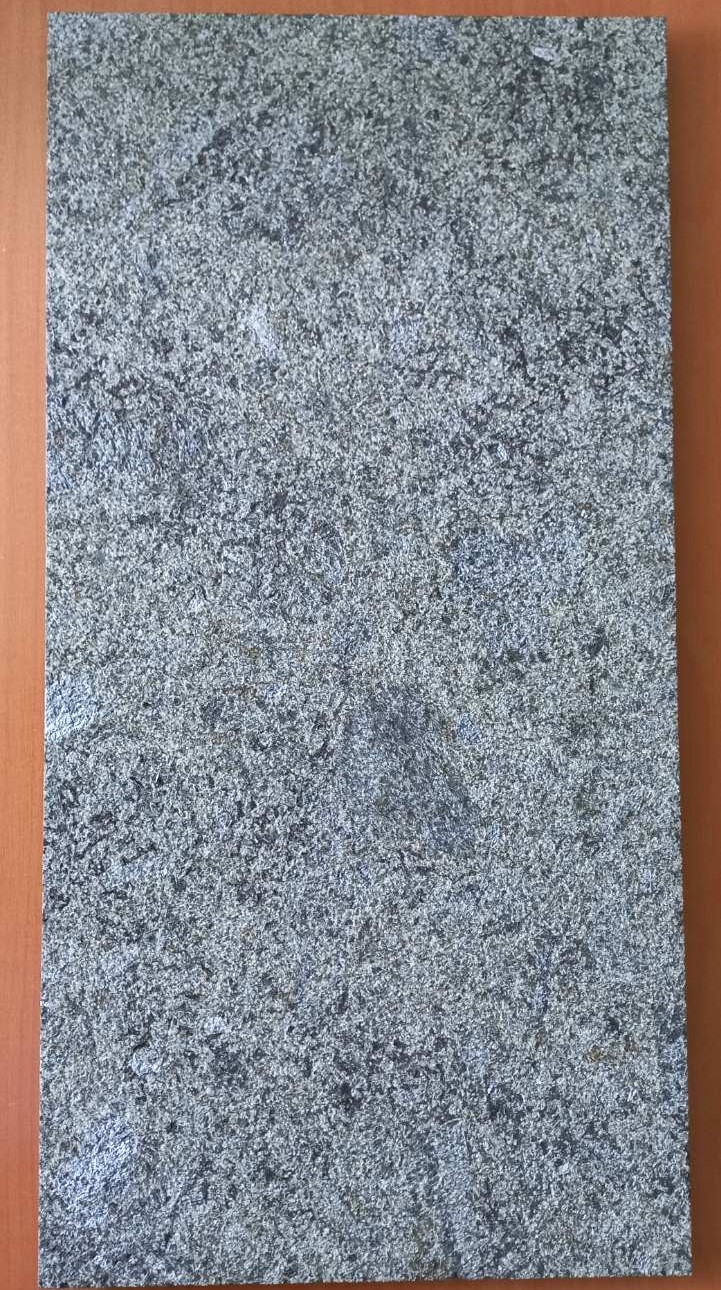 Bush-hammered labradorite tiles Volga Blue