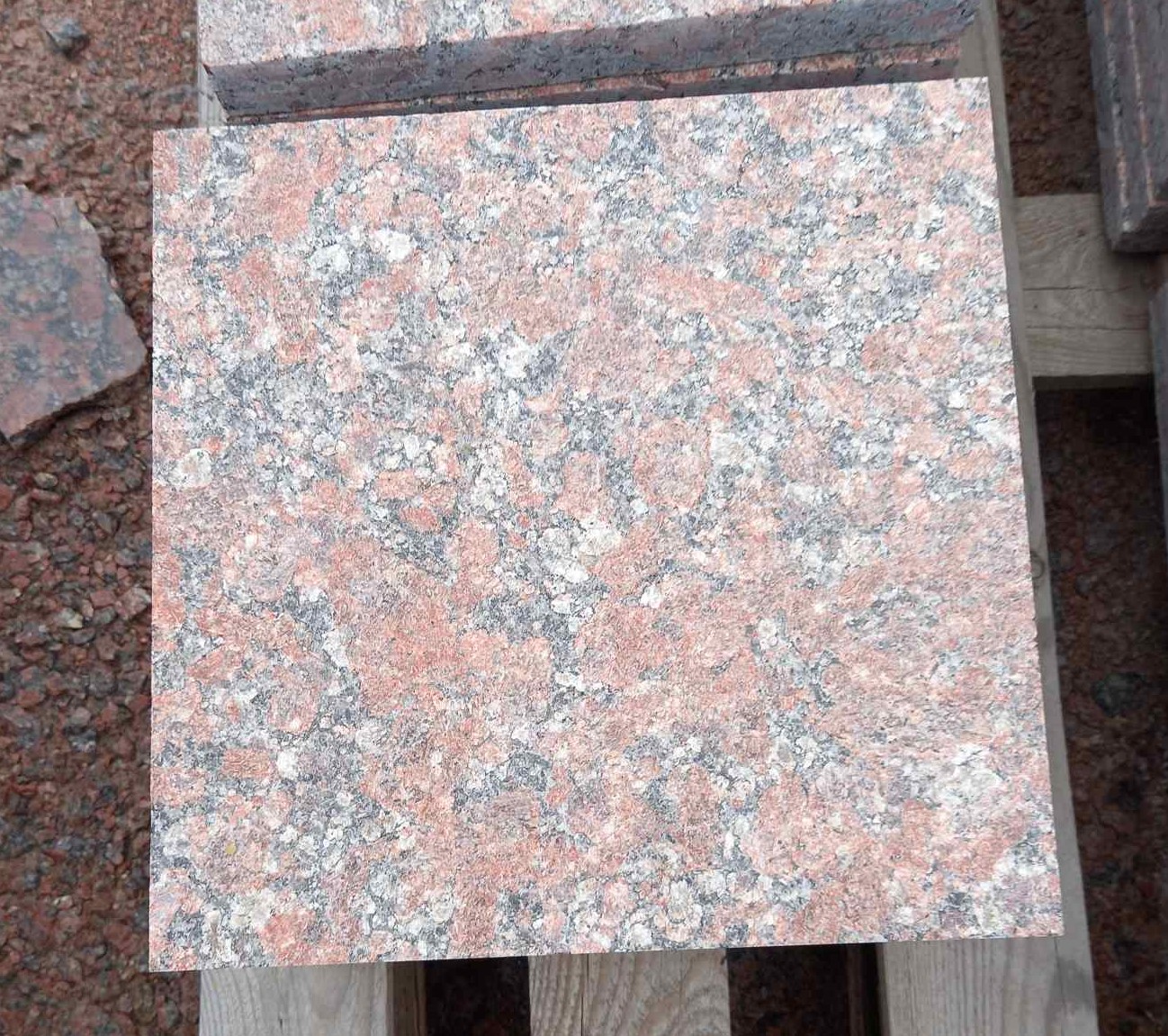 Flamed red granite tiles