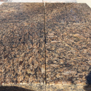 Yellow granite paving stone 20х10х3 cm