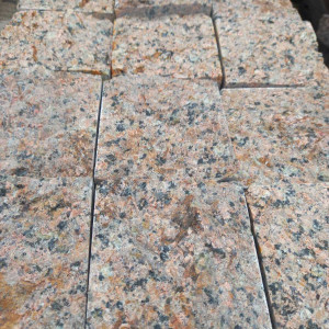 Paving stone from granite Flower of Ukraine 10x10x5