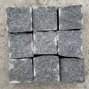 Black stone paving stone Gabbro 10x10x10 cm