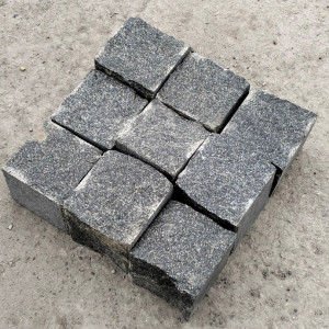 Paving stone Gabbro format 10x10x10 cm, row stone