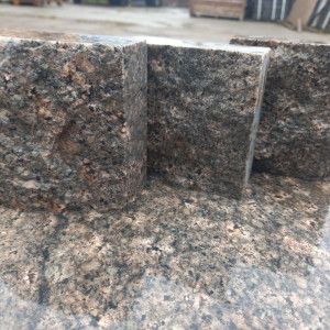 Paving stone from brown granite 10x10x5
