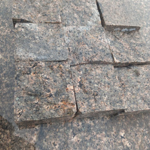 Sawn-split granite paving stone 10x10x5 cm