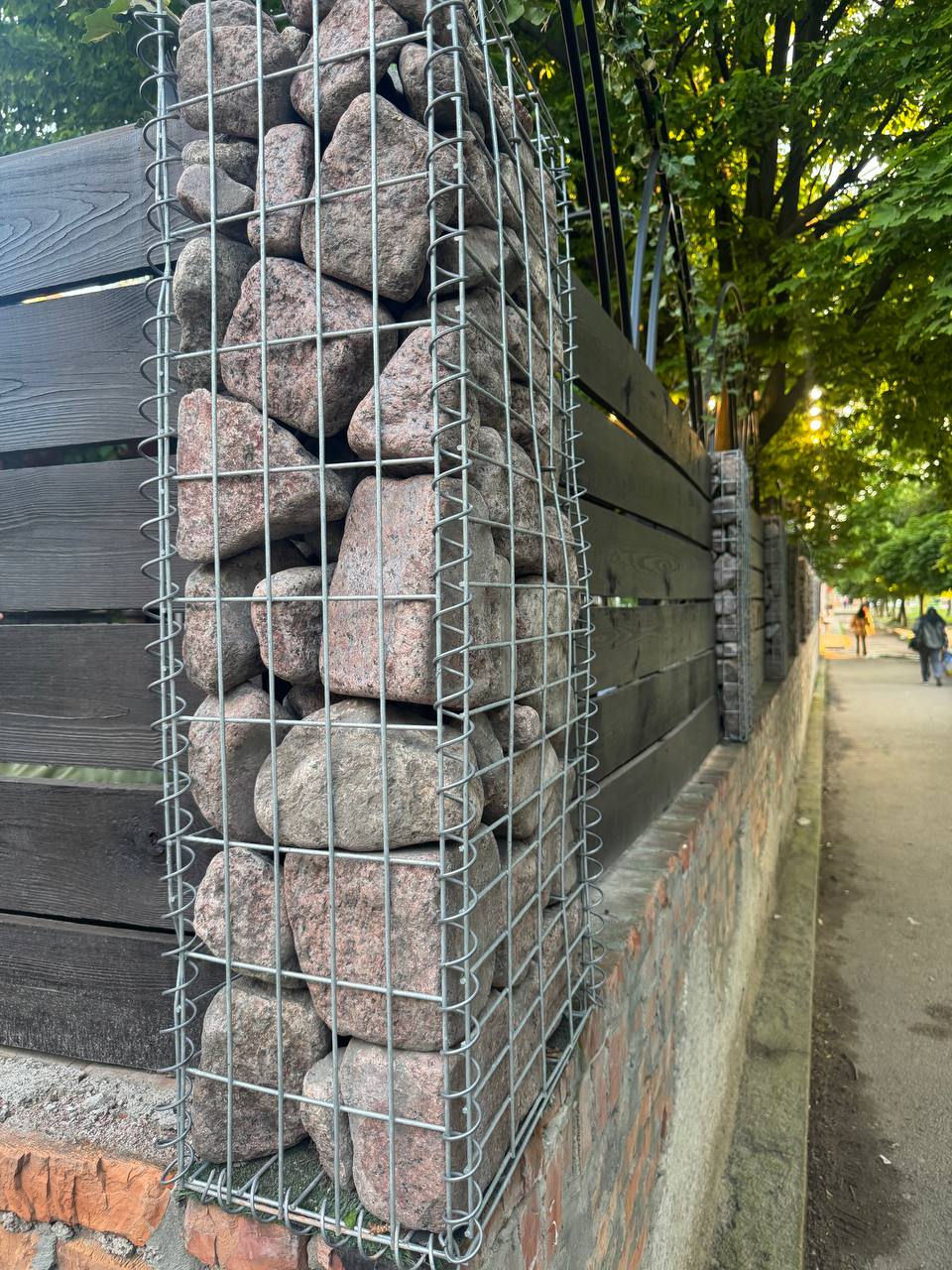 Zastosowanie gabionów w ogrodzeniach