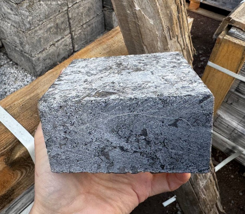 Labradorite paving stones 10х10х5