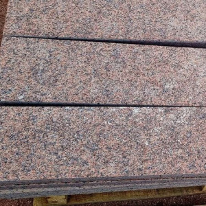 Flamed red granite tiles